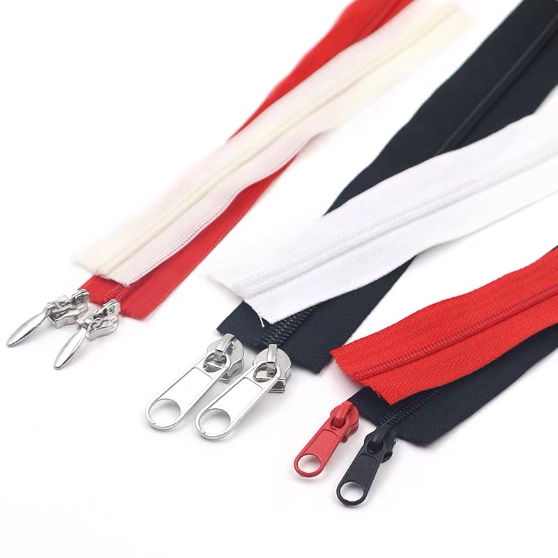 Knowledge about zipper color New Swell